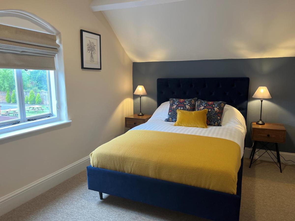 The Godwins Hotel Lugwardine ภายนอก รูปภาพ